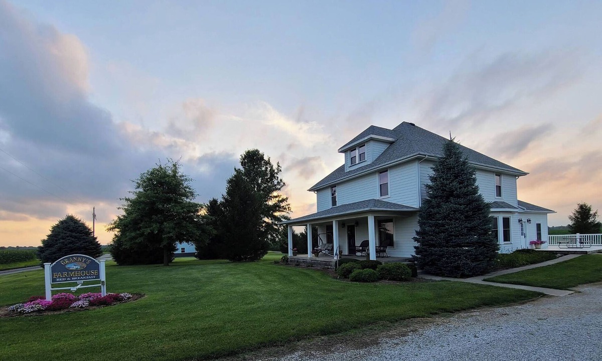 Marshall Other | Delightful 4-bedroom farmhouse in Parke County near Turkey Run State Park
