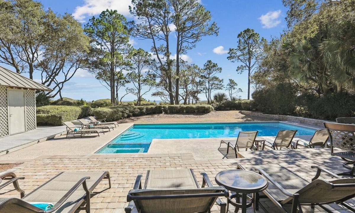 Oceanside House | Direct Oceanfront Home | Free Activities