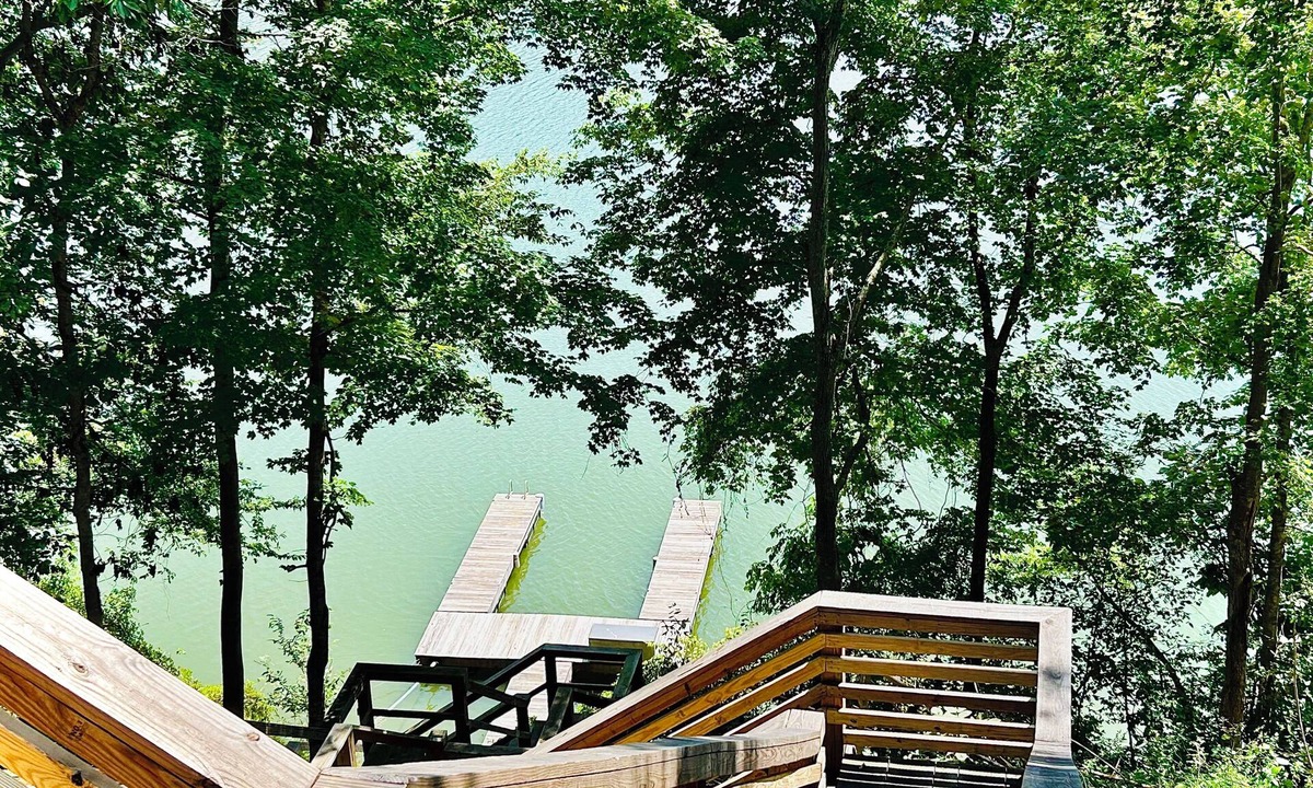 Scottsville House | DockSide Retreat on Barren River Lake with Private Dock and Year Round Views!