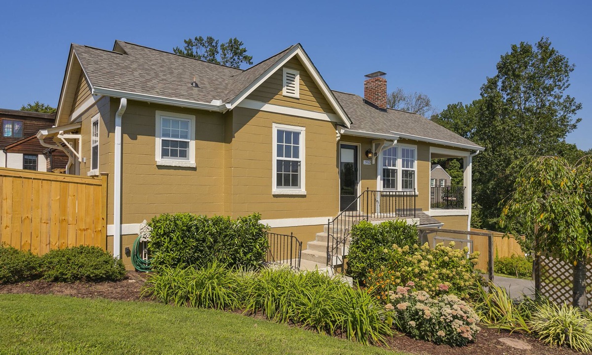Lockeland Springs House | Dog-Friendly Shelby Park Home · 3BR Sleeps 8