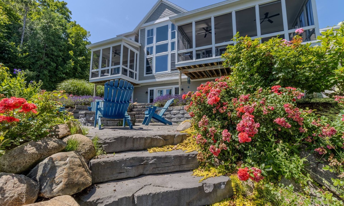 Suttons Bay House | Dreamy Northern Michigan Escape, Chateau Sunrise