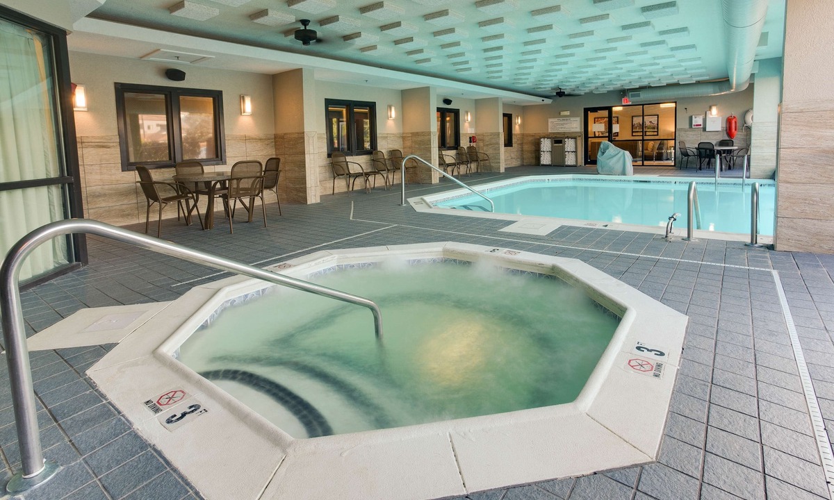 Buechel Hotel | Drury Inn & Suites Louisville East