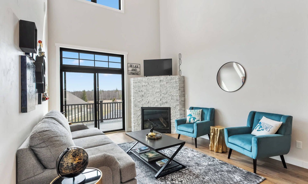 Egg Harbor Condo | Egg Harbor: new build, indoor pool, gym