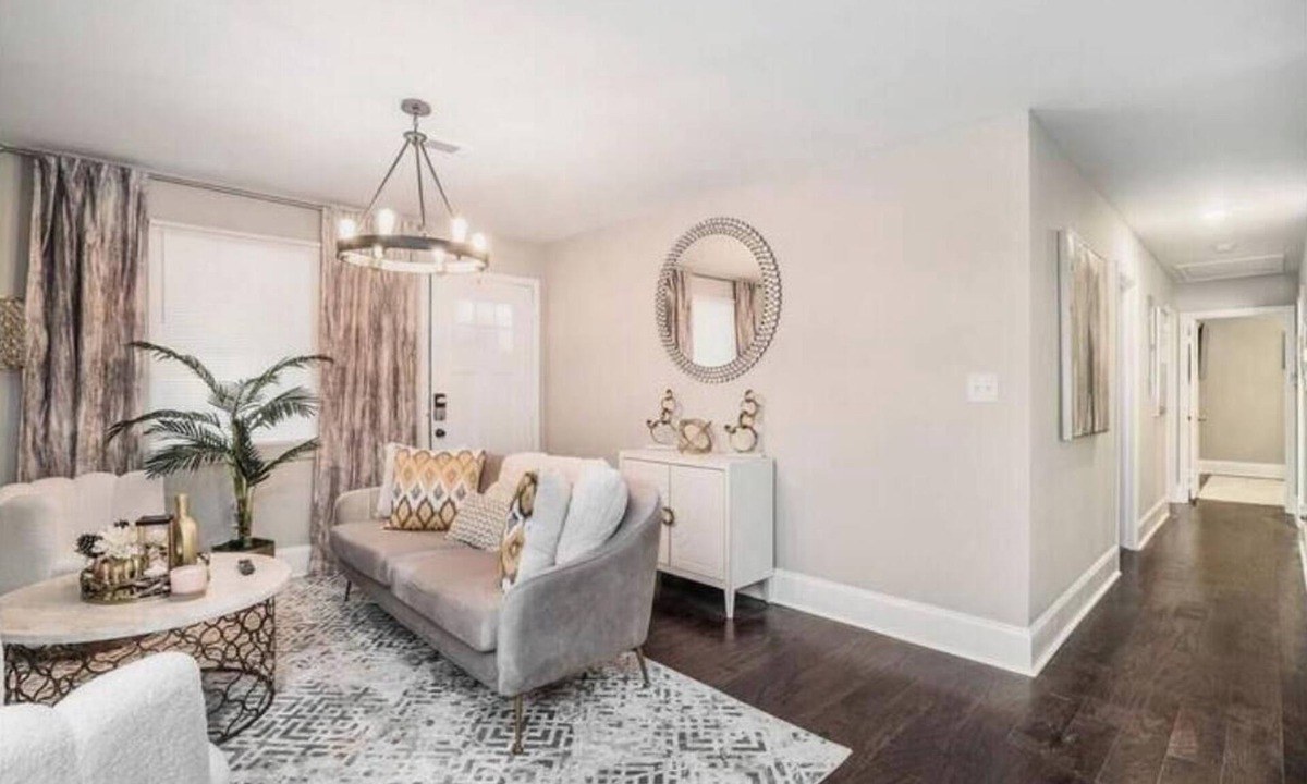 Scottdale House | Elegant Home mins from midtown Atlanta - Sleeps 6