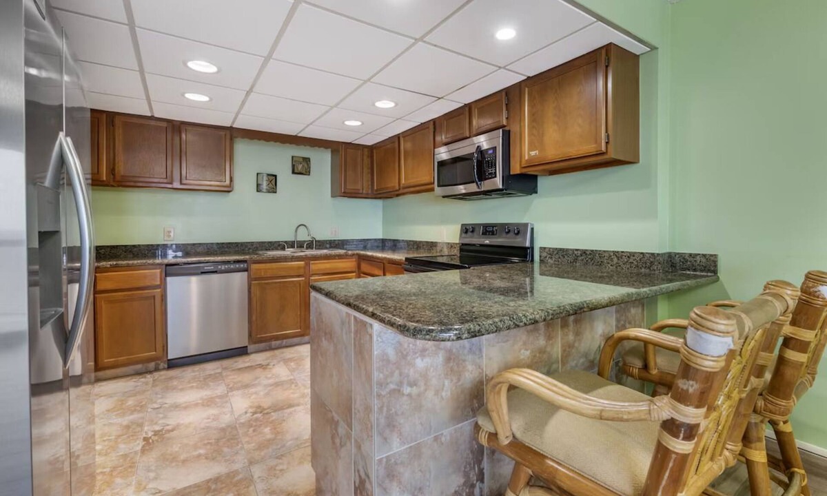 Seabreeze Park Hotel | Enjoy Coastal Getaway with Pool Near Pier, Lagoon & Boardwalk Fun | 2 Units