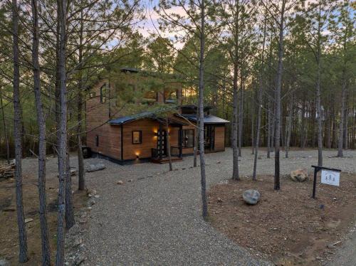 Pickens Apartment | Escape to Hochatown/Broken Bow, Oklahoma Sleeps 10