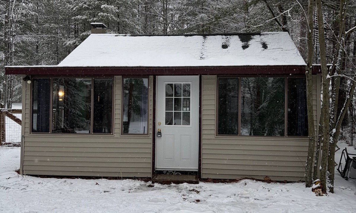 Mayfield Cabin | Escape to your Private Spider Lake Retreat