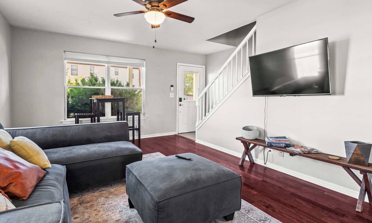 Phoenix Hill Apartment | Exclusive Bourbon retreat close to Nulu Downtown!