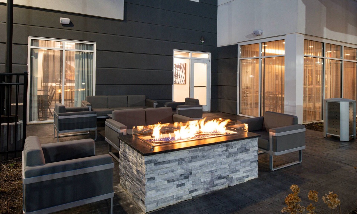 University Place Hotel | Fairfield Inn & Suites by Marriott Charlotte University Research Park