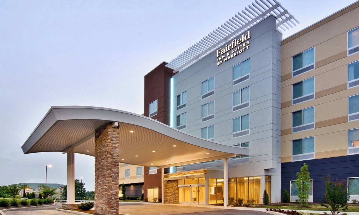Nashville Hotel | Fairfield Inn & Suites by Marriott Nashville Airport