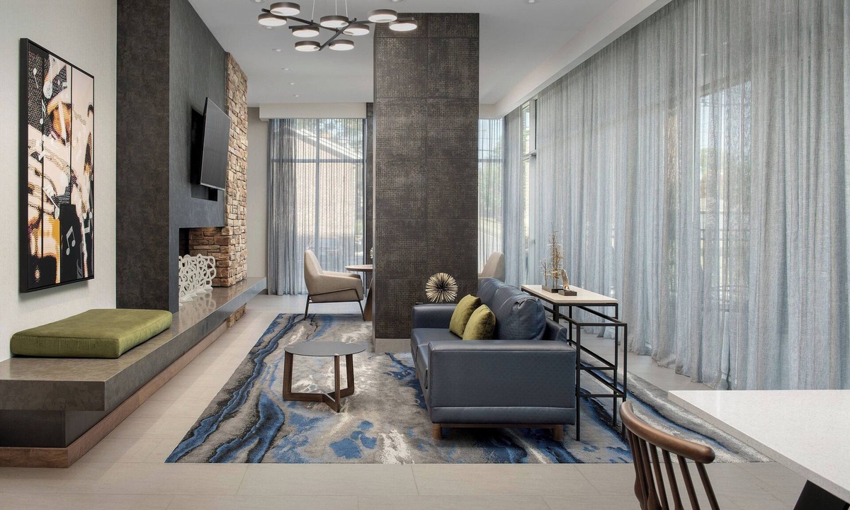 West End Hotel | Fairfield Inn & Suites by Marriott Nashville near Vanderbilt