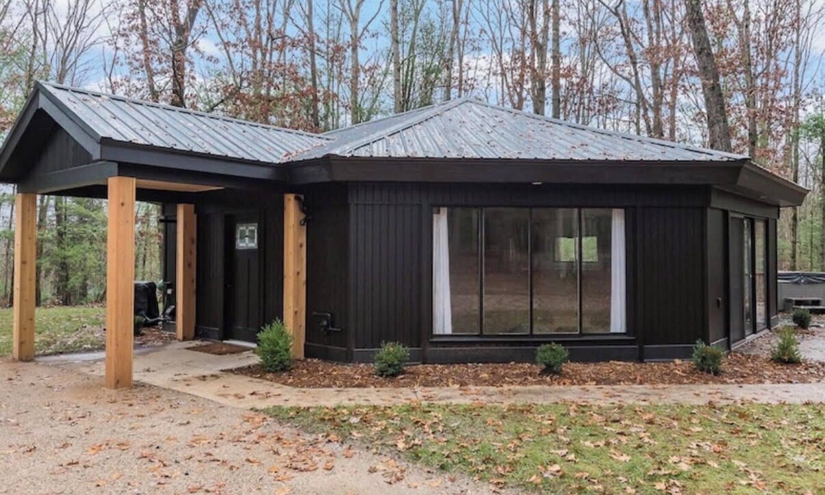 Baldwin Cabin | Four Pines Cabin - Private Cozy Cabin on 10 acres with Hot Tub near Baldwin