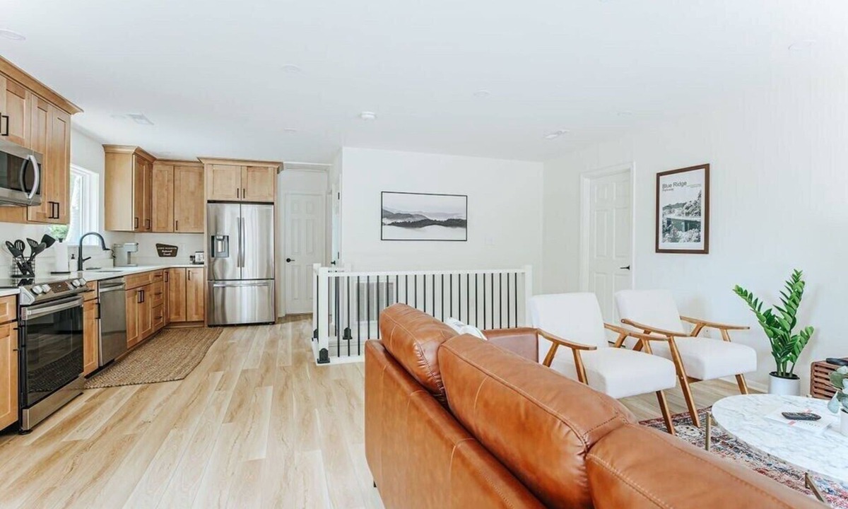 Afton House | Fox Hill