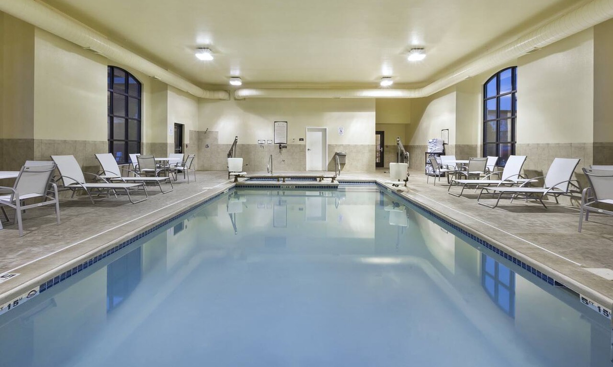 Okemos Condo | Free Breakfast. Near Michigan State University.