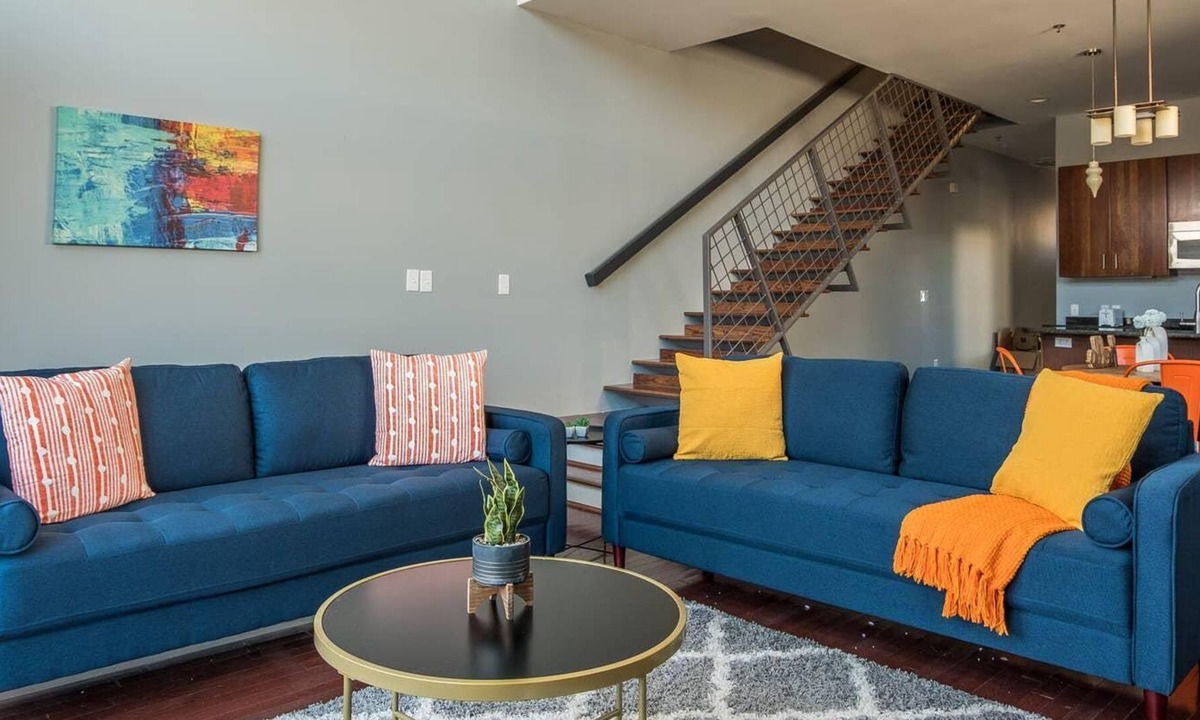 East Market District Apartment | Frontdesk | Quiet 2-Story 2BR Loft