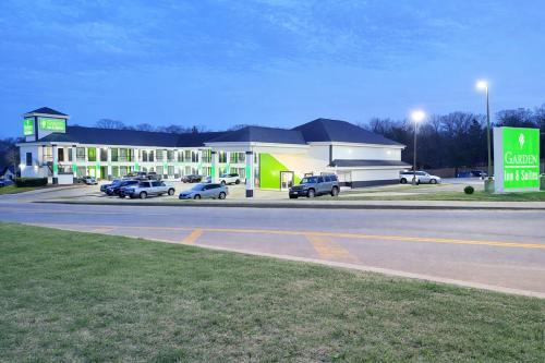 Capital View Hotel | Garden Inn & Suites Little Rock