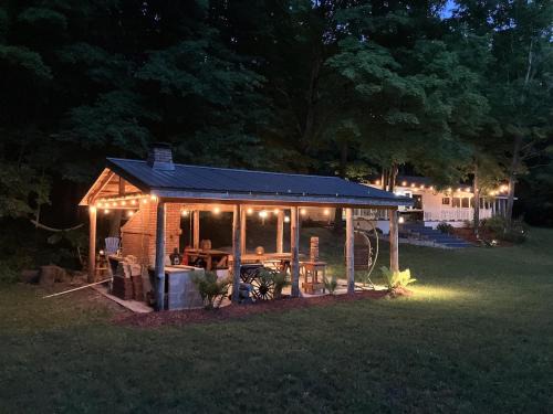 Paris House | Golden Valley Retreat