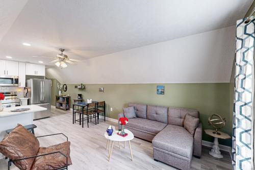 Cameron House | Golf, Hike & Explore! Pet-Friendly Home in Cameron