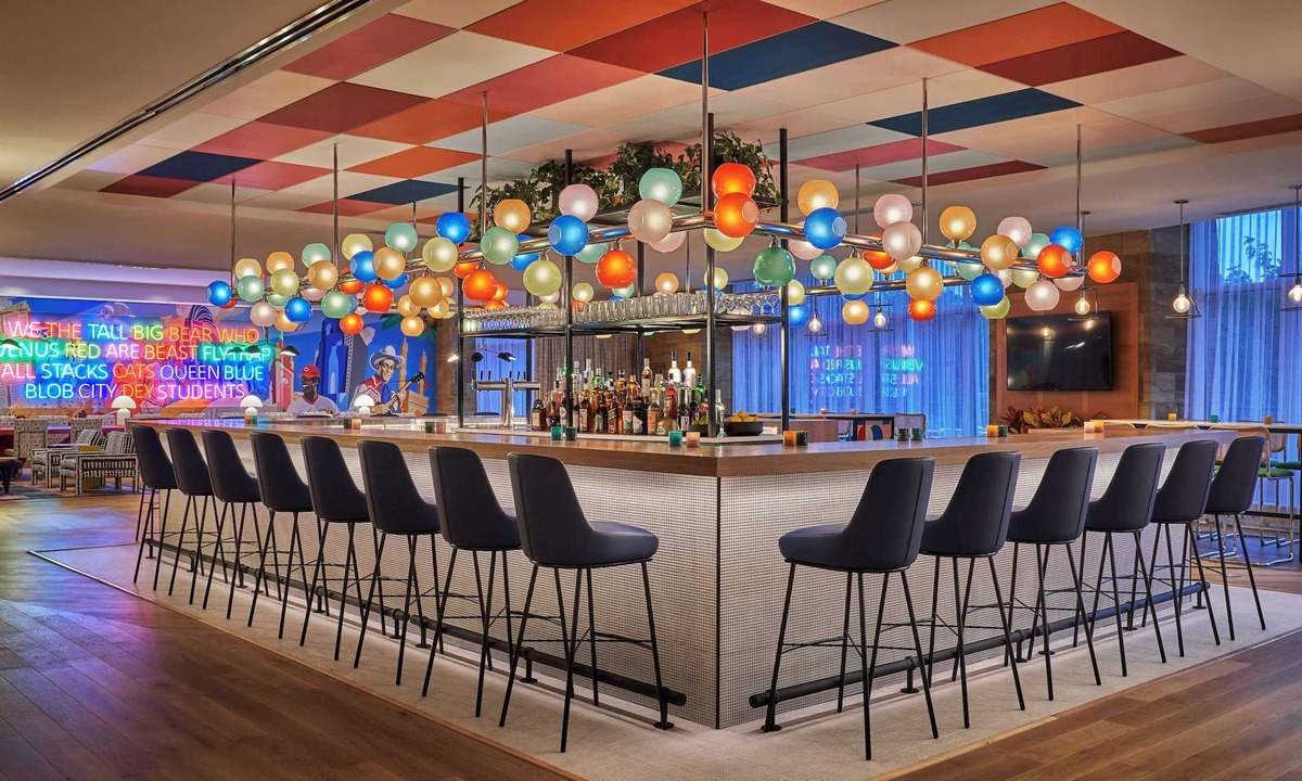 Corryville Hotel | Graduate by Hilton Cincinnati