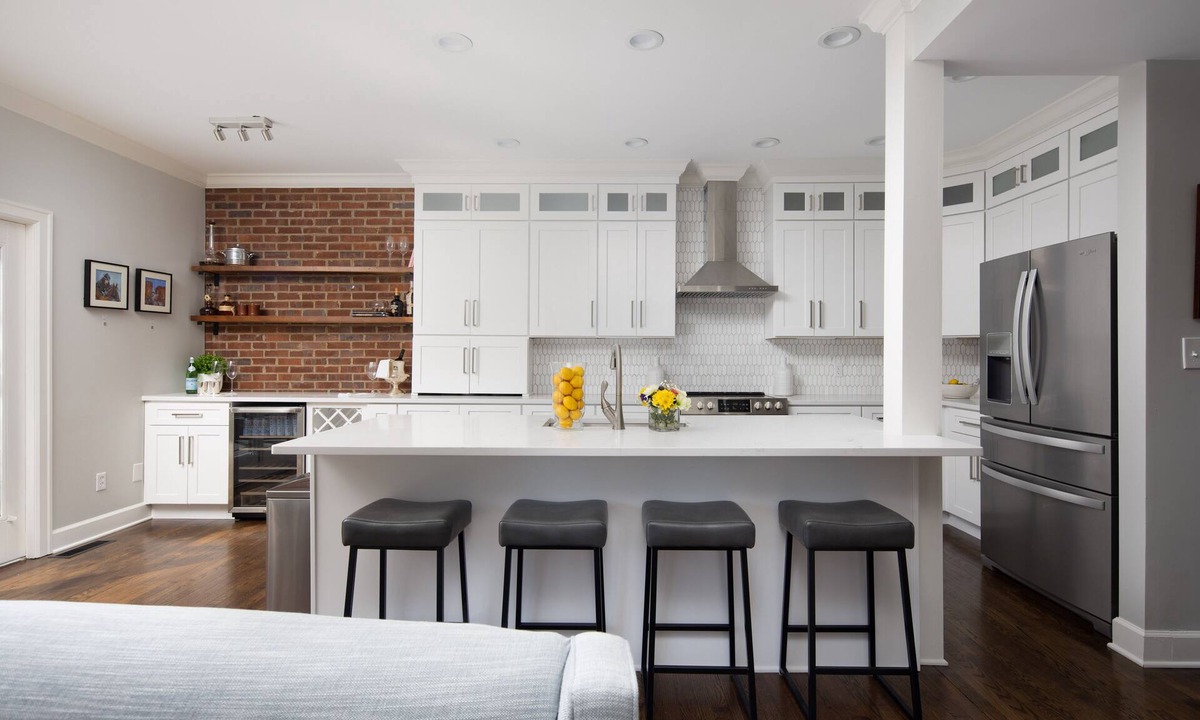 West Suburb House | Gratz Park Place-Historic District- Walk Downtown