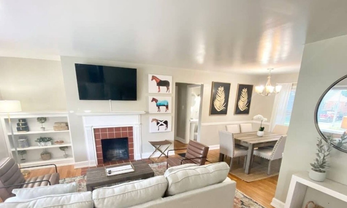 Lexington House | Great Location | Patio | Grill | Tempurpedic Beds