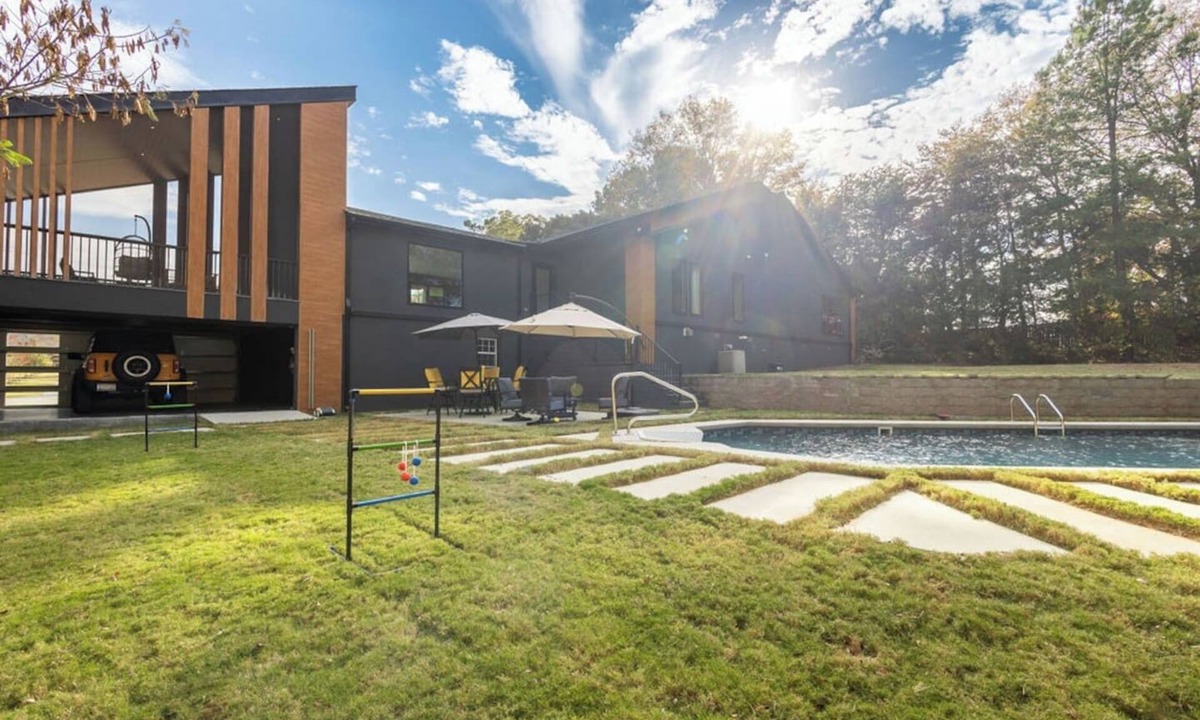 Greenville House | Group Haven | Comfort, Charm & Poolside Fun