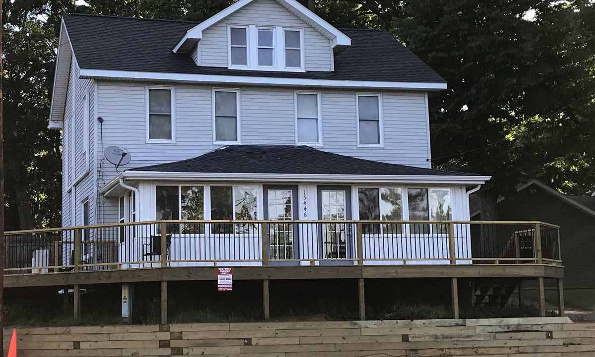 Hickory Corners House | Gull Lake - near Kalamazoo and Battle Creek