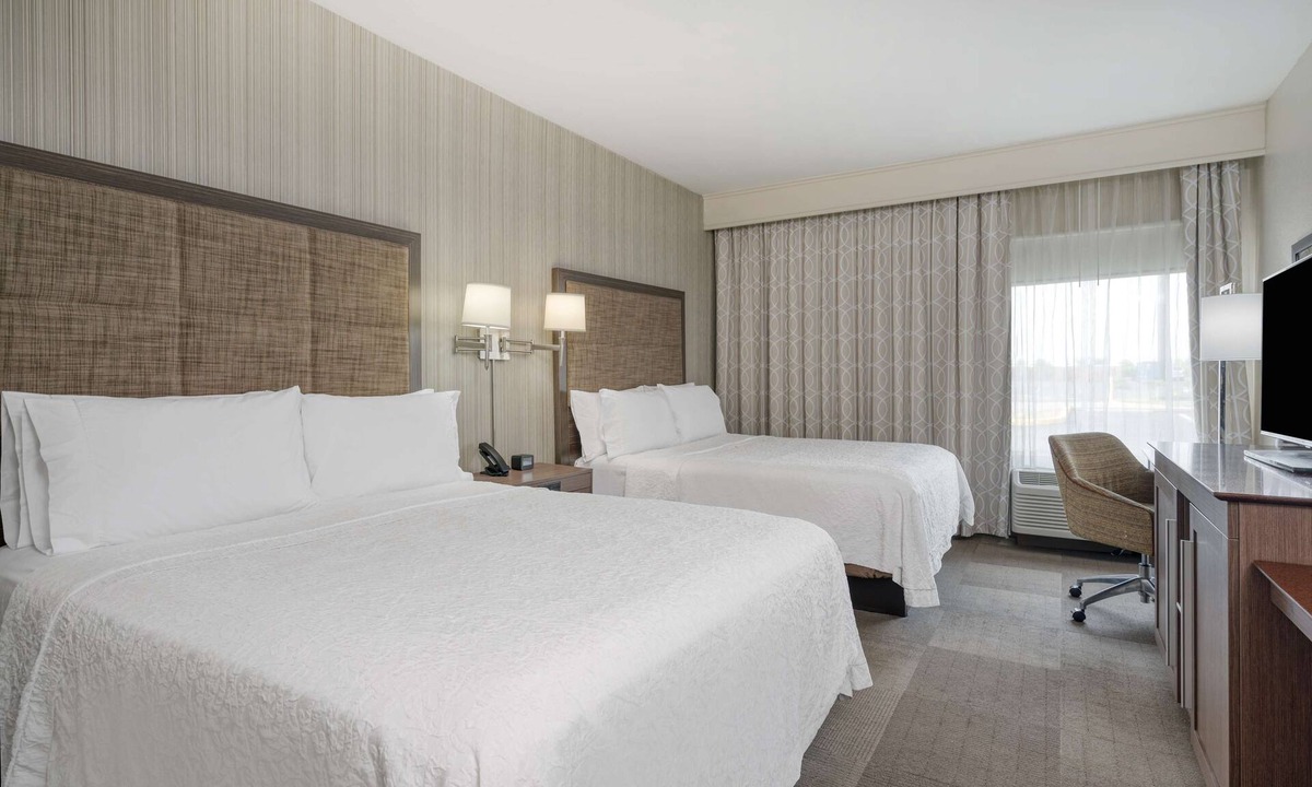 Collinsville Hotel | Hampton Inn Collinsville