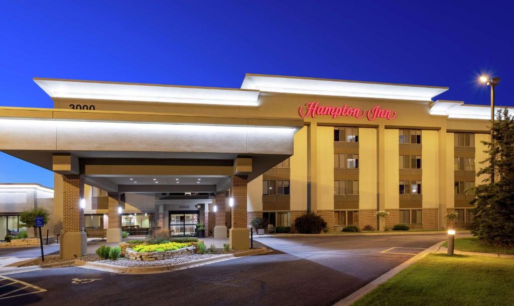 Eagan Hotel | Hampton Inn Minneapolis/Eagan