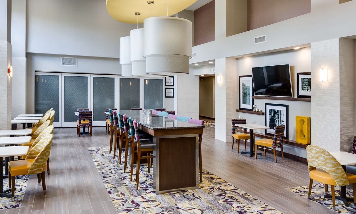Knoxville Hotel | Hampton Inn & Suites Knoxville Papermill Drive