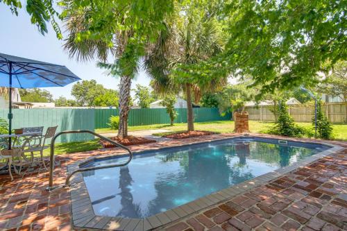 Old Town House | Heron House - Beach, Fishing Pier, Boat Launch