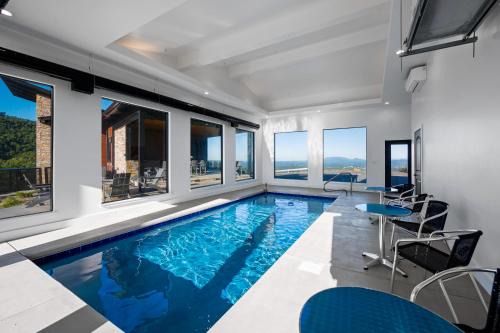 Sevierville Villa | Higher Power, 6bdrm 6bath, Specials, Free Tickets, Indoor Pool, Amazing View, Hot Tub, Gameroom