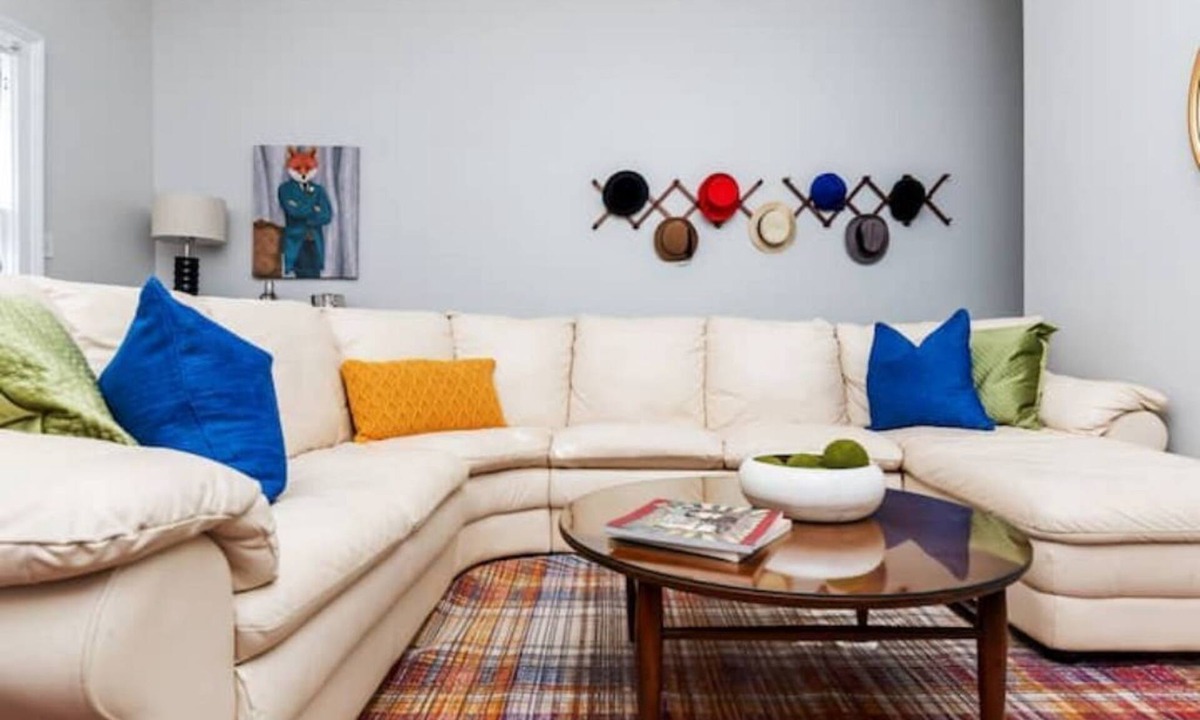 Phoenix Hill Apartment | Highlands 2 BR Mid- Century Getaway with Firepit