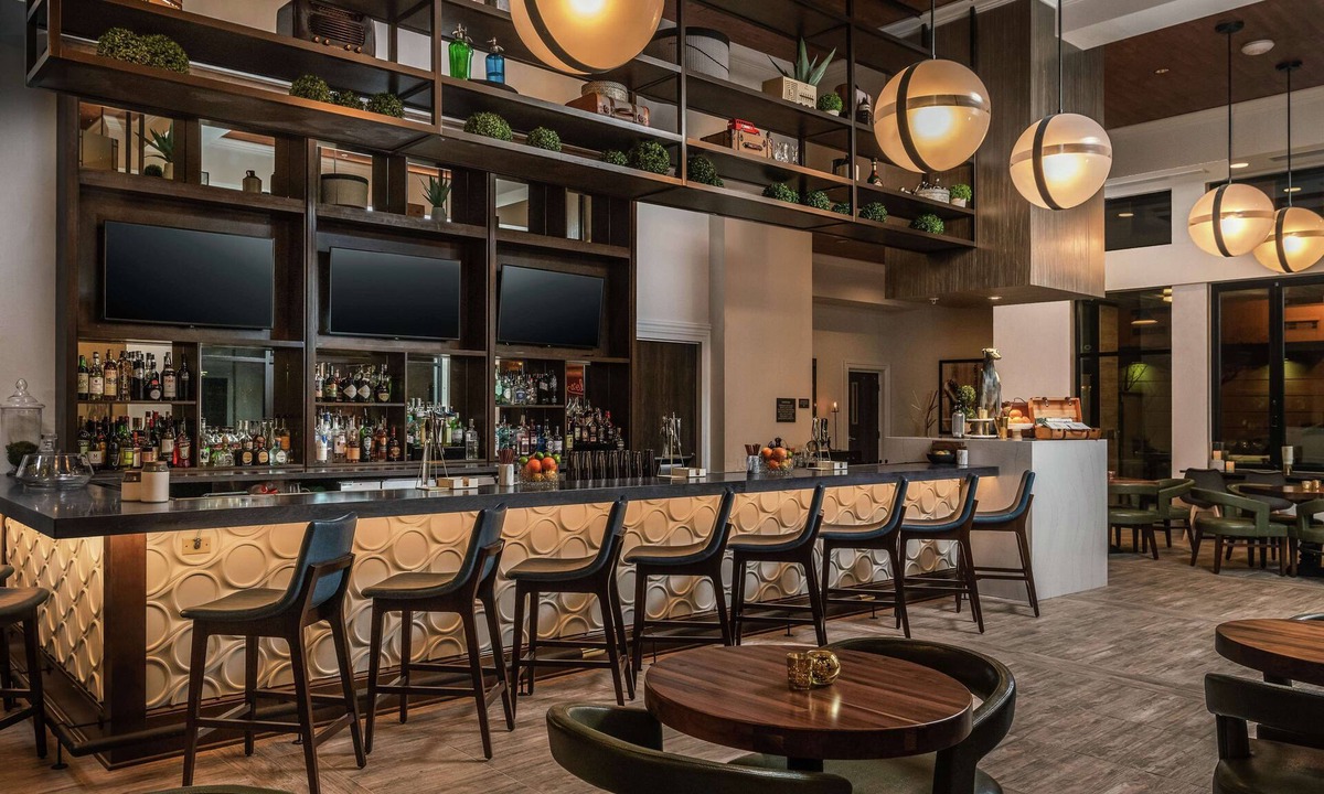 Downtown Memphis Hotel | Hilton Garden Inn Memphis Downtown Beale Street