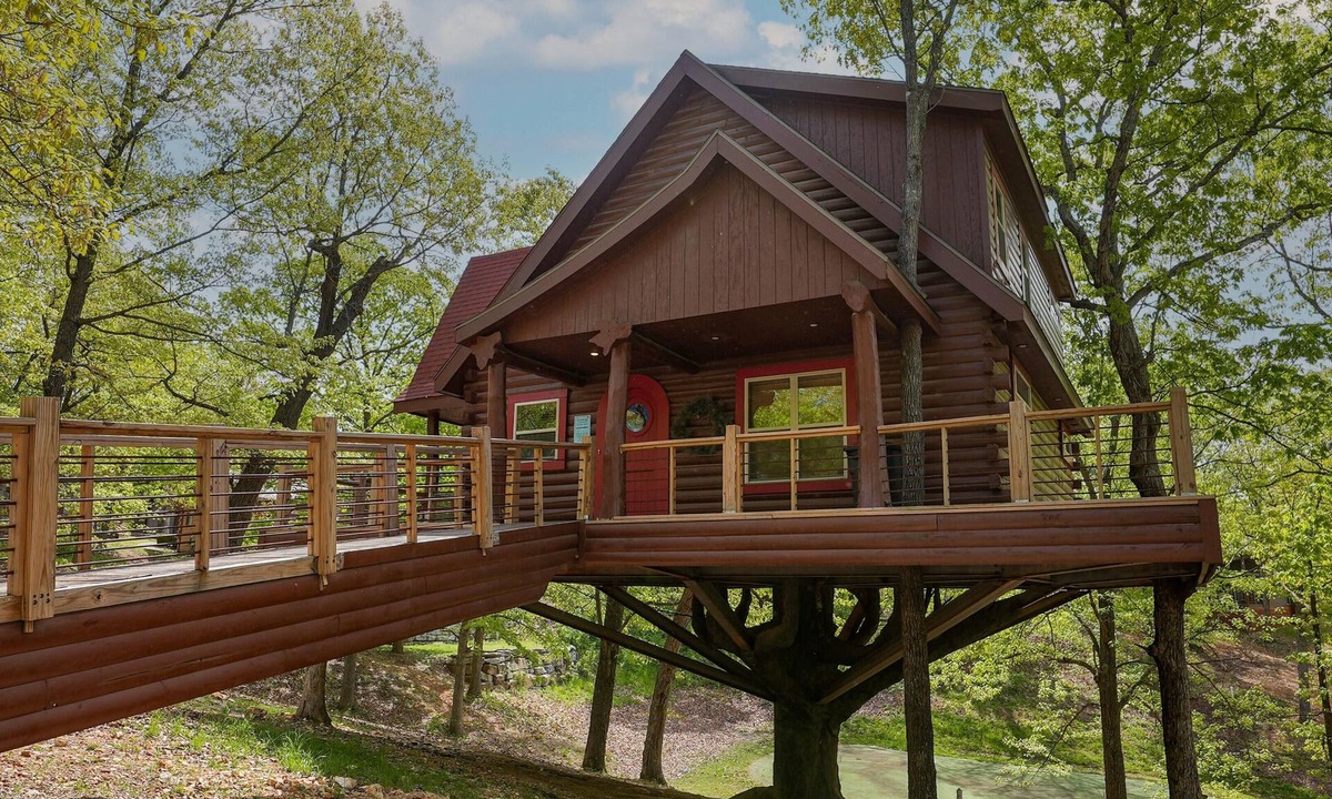 Branson Cedars Hotel | Hilton Grand Vacations Club Branson Cedars Ridgedale