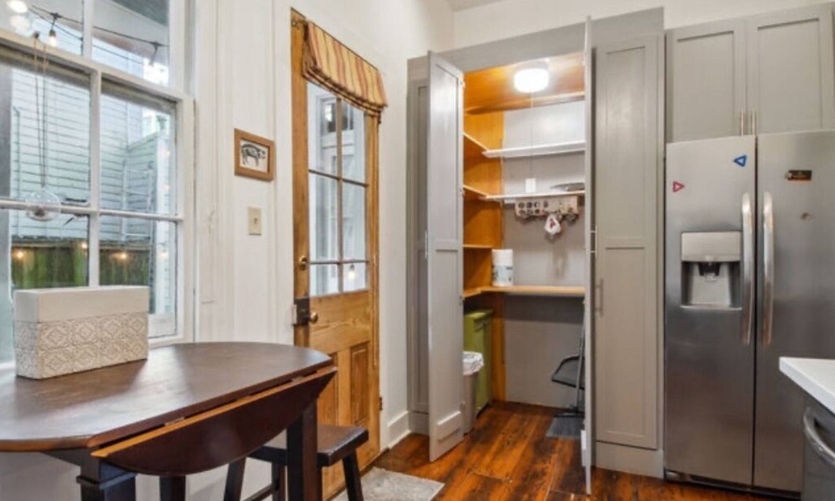Algiers Point House | Historic Algiers Point Treehouse