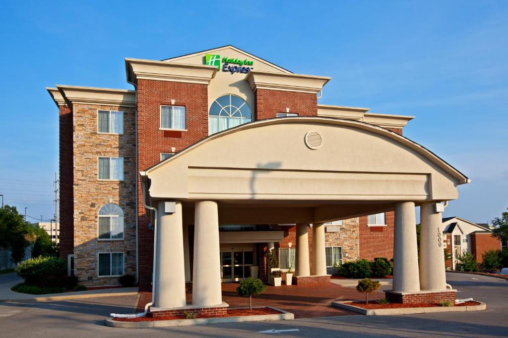 Lexington Hotel | Holiday Inn Express Hotel & Suites Lexington-Downtown University by IHG