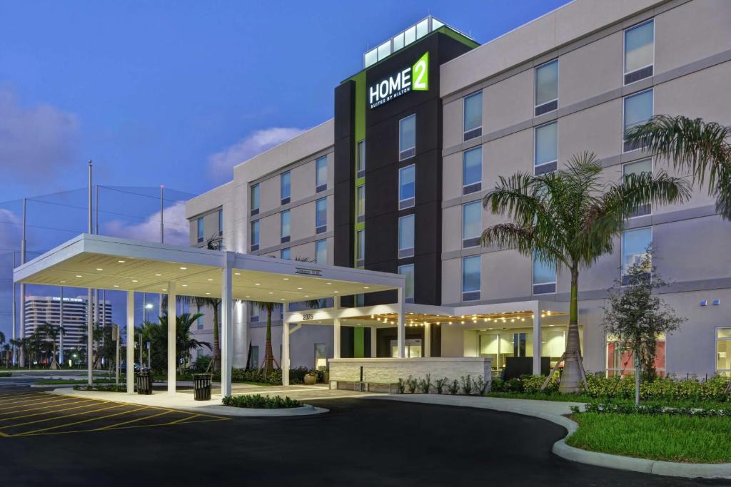 West Palm Beach Hotel | Home2 Suites By Hilton West Palm Beach Airport