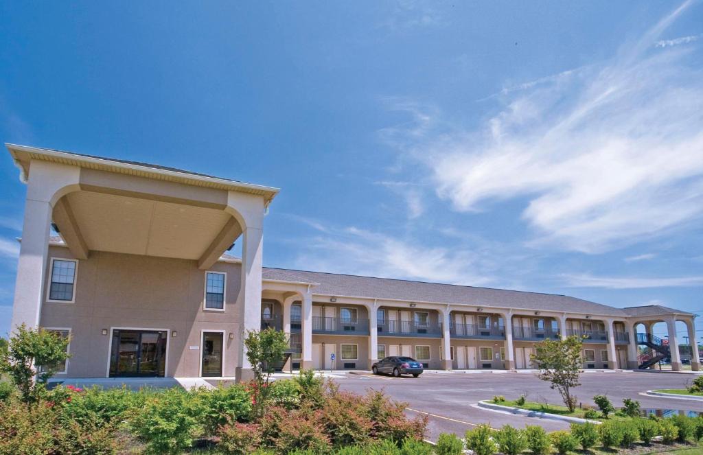 West Memphis Hotel | Homegate Inn & Suites West Memphis