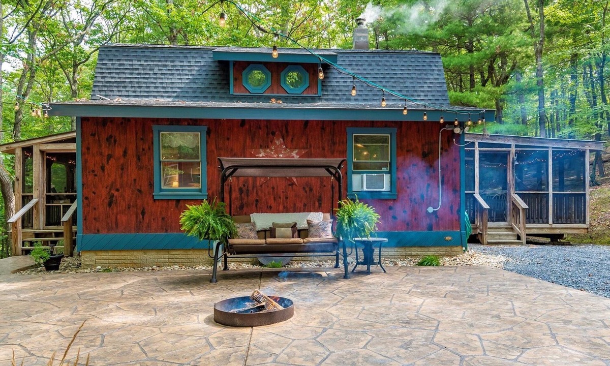 Great Cacapon House | Hope's Haven: Hot Tub, River Access, Pet Friendly