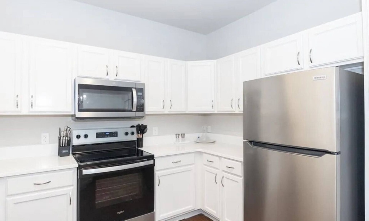 Oxford Condo | Hotty Totty Hideaway - Close to the Square and the Grove