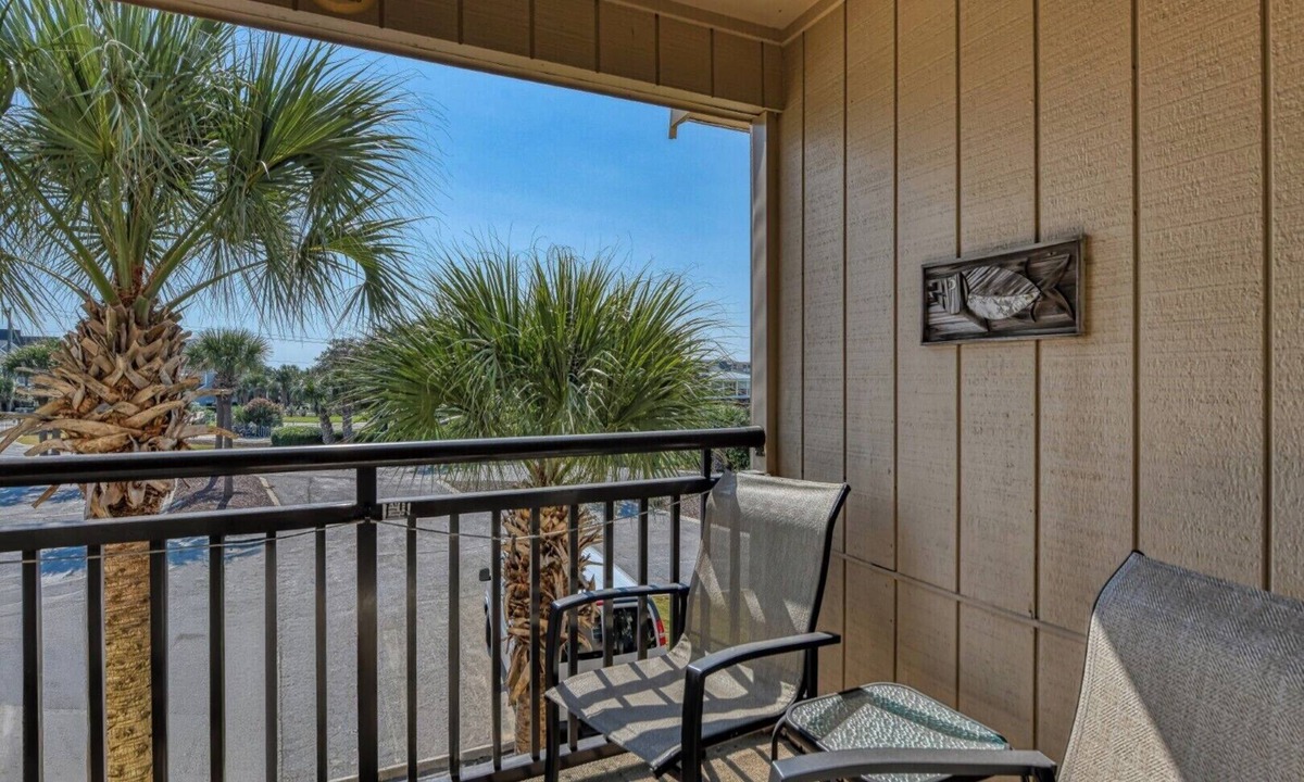 Gulf Stream Estates Condo | Inlet Pointe 30 Inlet front condo with pool, fishing dock and Walk to beach