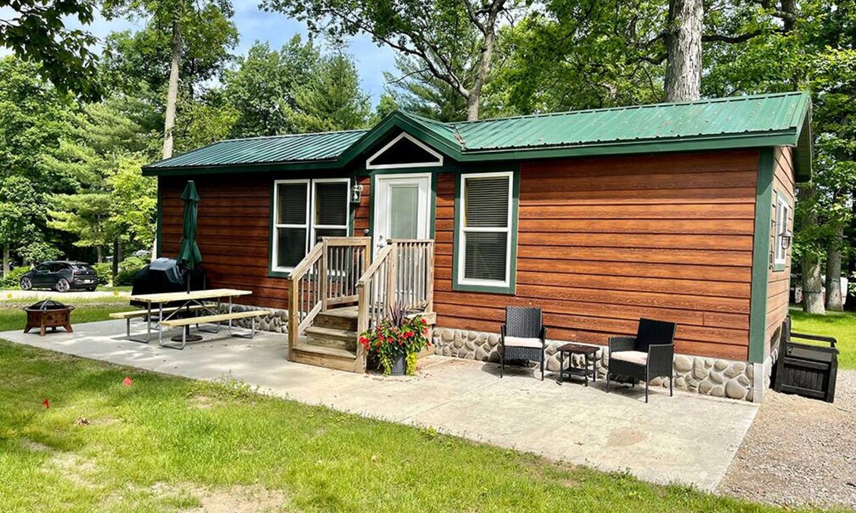 Hartland Cabin | Isle Royale Chalet Cottage