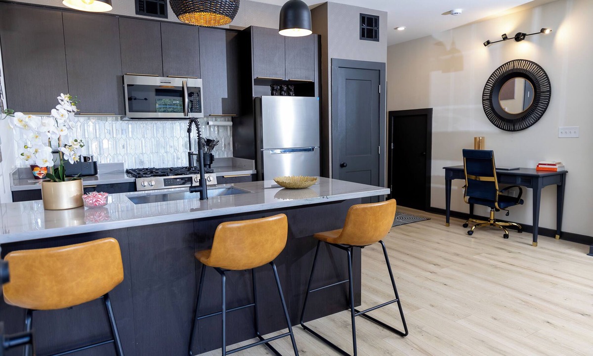 Treme Apartment | Its a VIBE! Chic 2BD/1BA retreat close to everything important in New Orleans