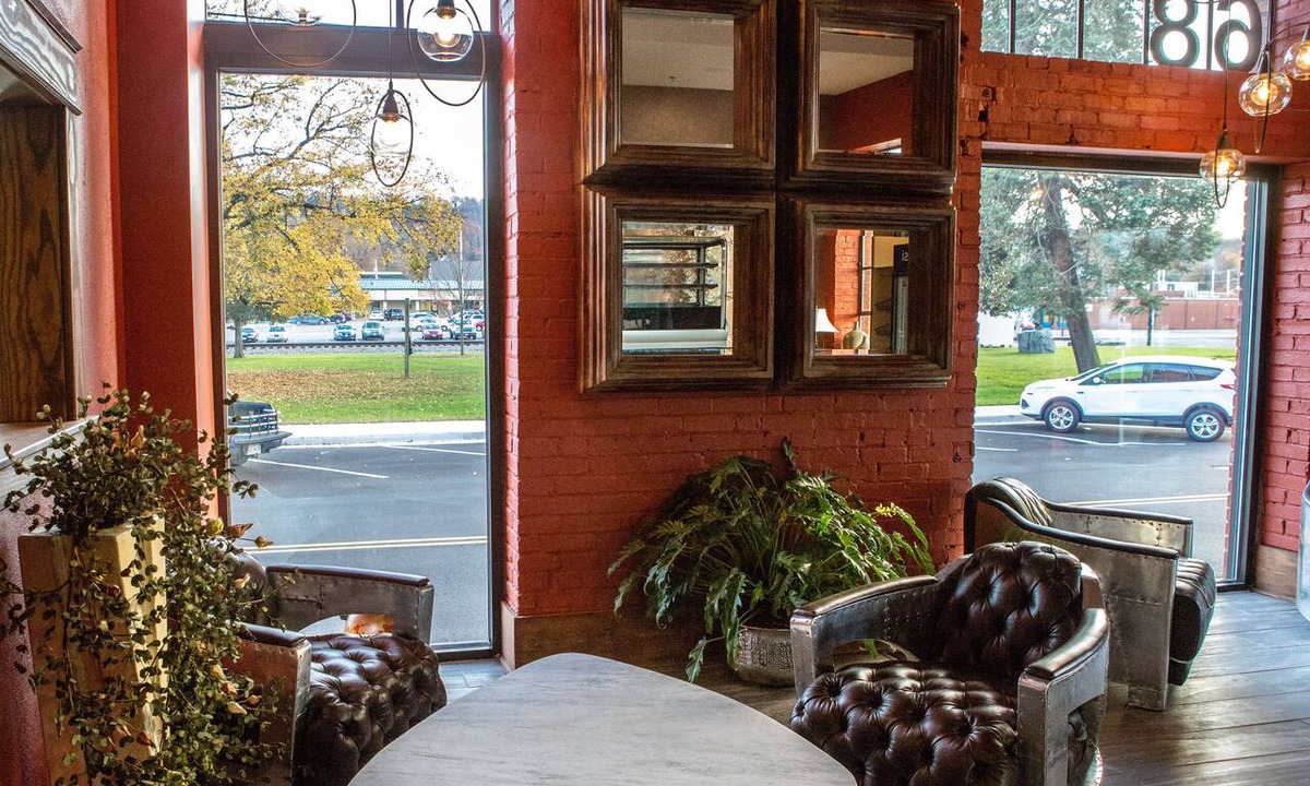 Pulaski Hotel | Jackson Park Inn, an Ascend Collection Hotel