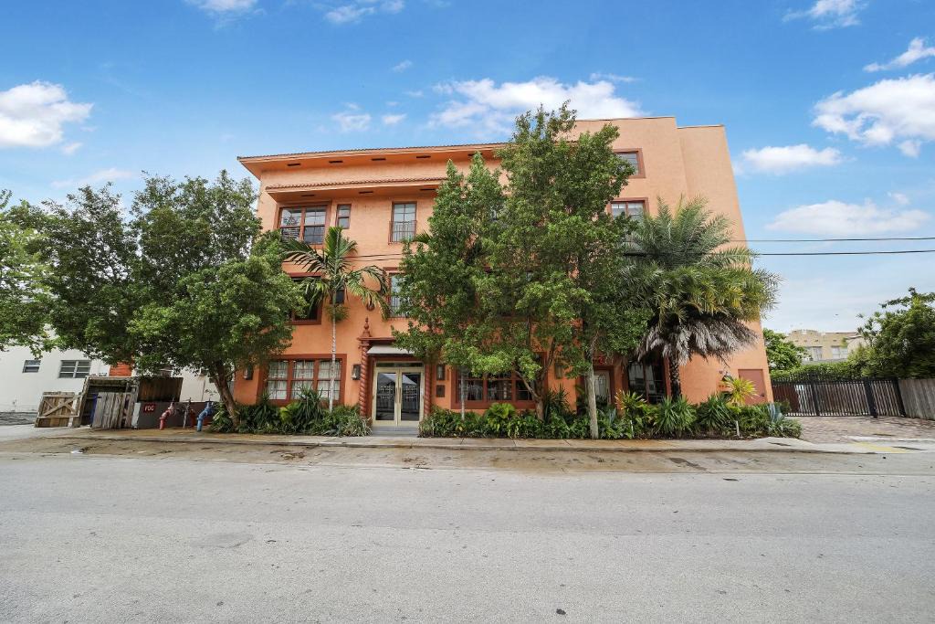 East Little Havana Apartment | Jefferson Hotel