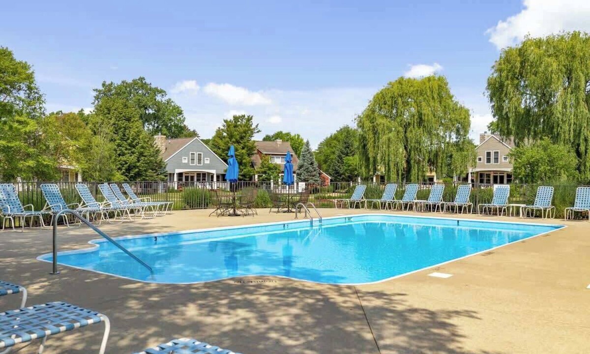 New Buffalo House | Juniper Presents: Family Getaway, Pool Access, nr Pond & Pool Views