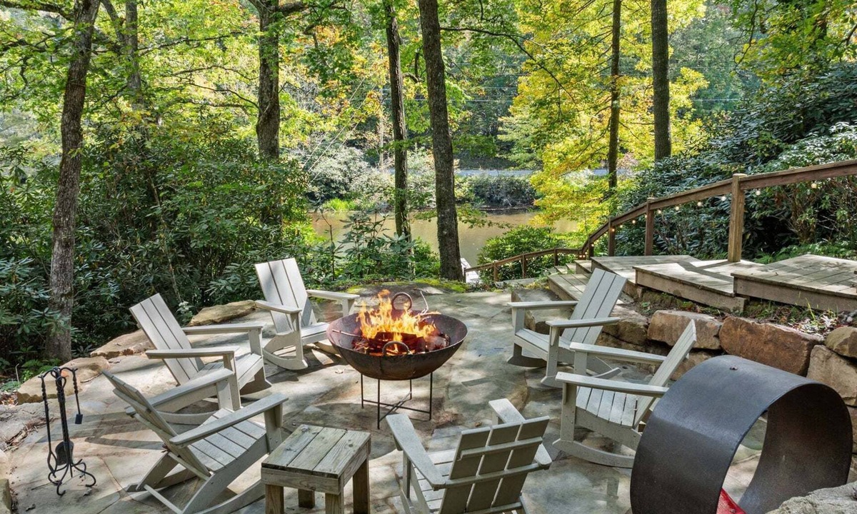 Lake Sequoyah House | Katie's Lakehouse, Beautiful views, Canoe & Kayak