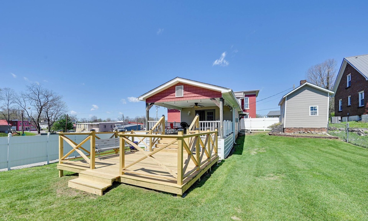 Vine Grove Apartment | Kentucky Adventure Cottage Near Fort Knox