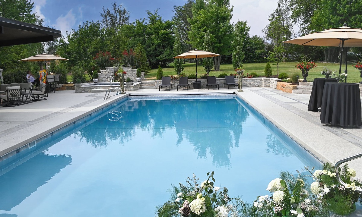 Buechel House | Kentucky Derby Private Estate : Luxury, Pool, Spa , Large groups